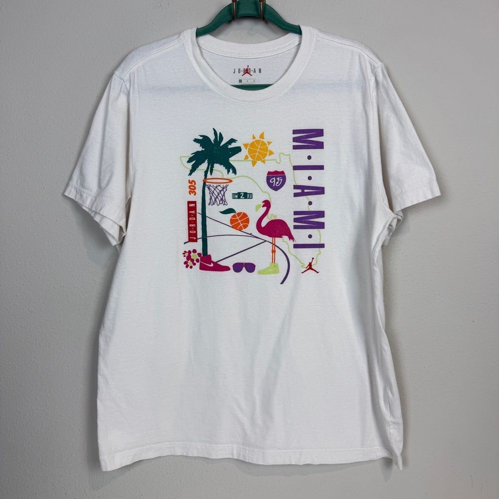 Jordan Miami White Short Sleeve Graphic T-Shirt L